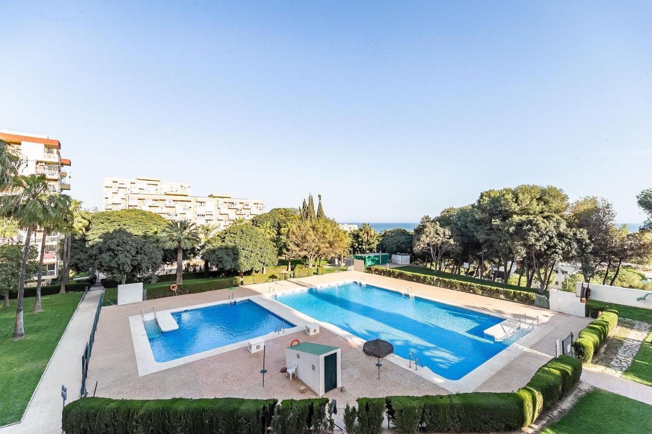 Sun Coast Benalmadena -- Superb Studio With 4 Pools, Gardens & Breakfast Exteriör bild