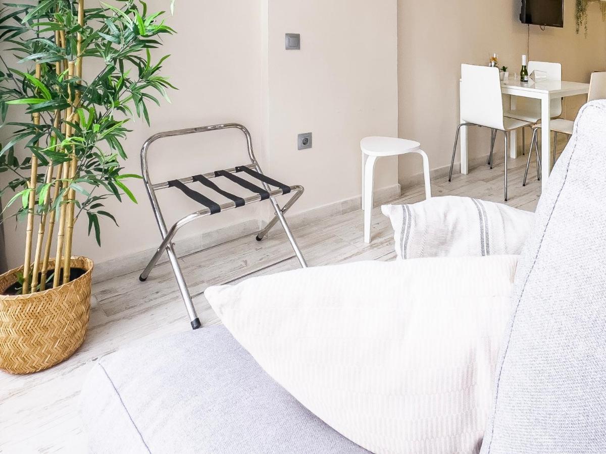 Sun Coast Benalmadena -- Superb Studio With 4 Pools, Gardens & Breakfast Exteriör bild