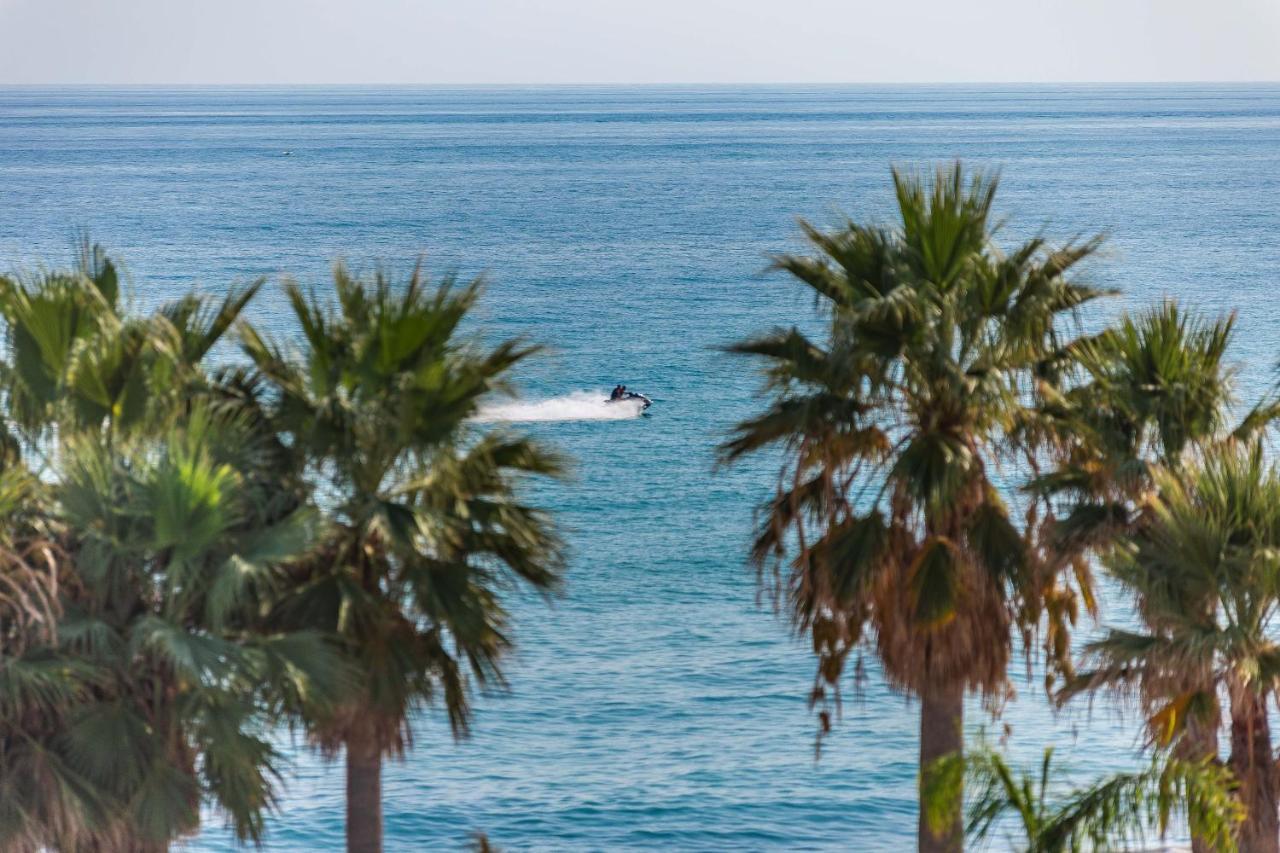 Sun Coast Benalmadena -- Superb Studio With 4 Pools, Gardens & Breakfast Exteriör bild